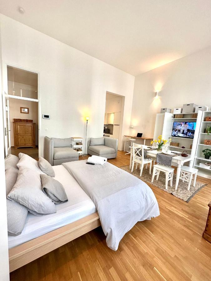 European Comission Beautiful Studio Apartment Brussels Luaran gambar
