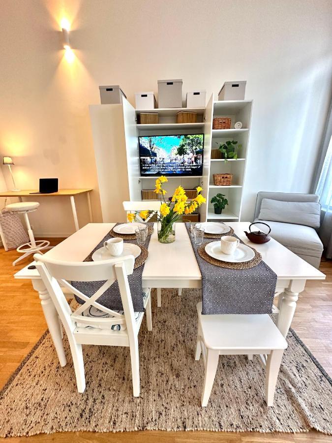 European Comission Beautiful Studio Apartment Brussels Luaran gambar